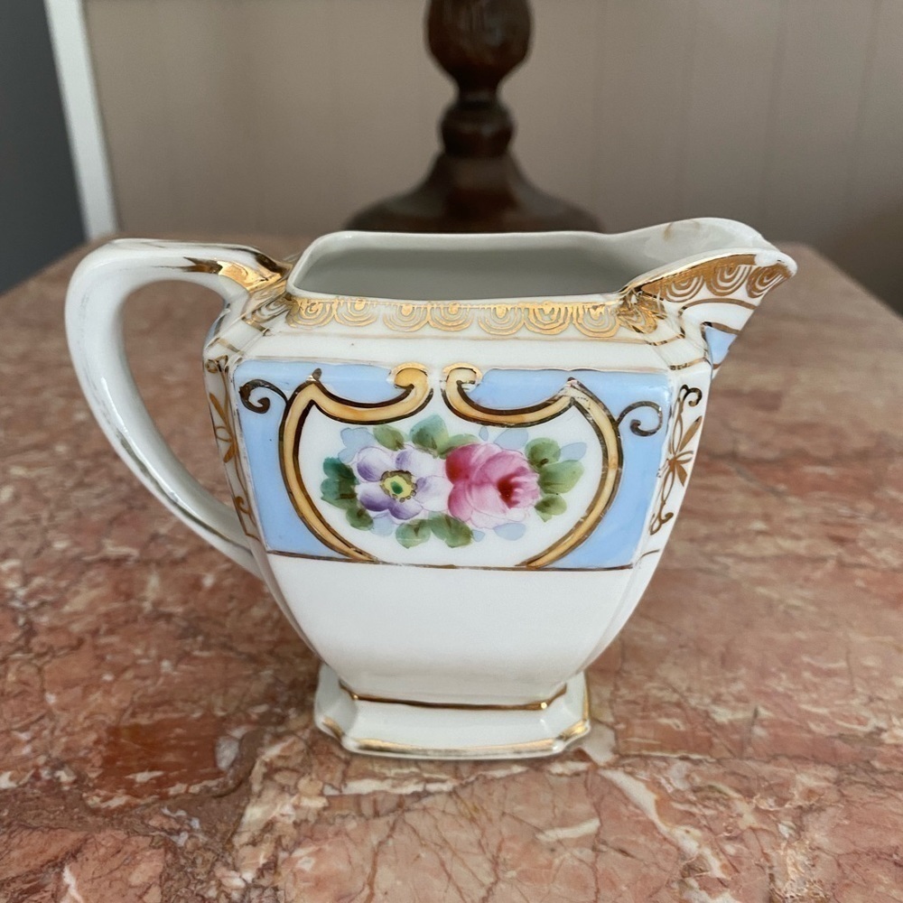 Antique Nippon Creamer 1911–1921 | Hand-Painted Roses, Gold Trim, Rare Square - Picture 2 of 6